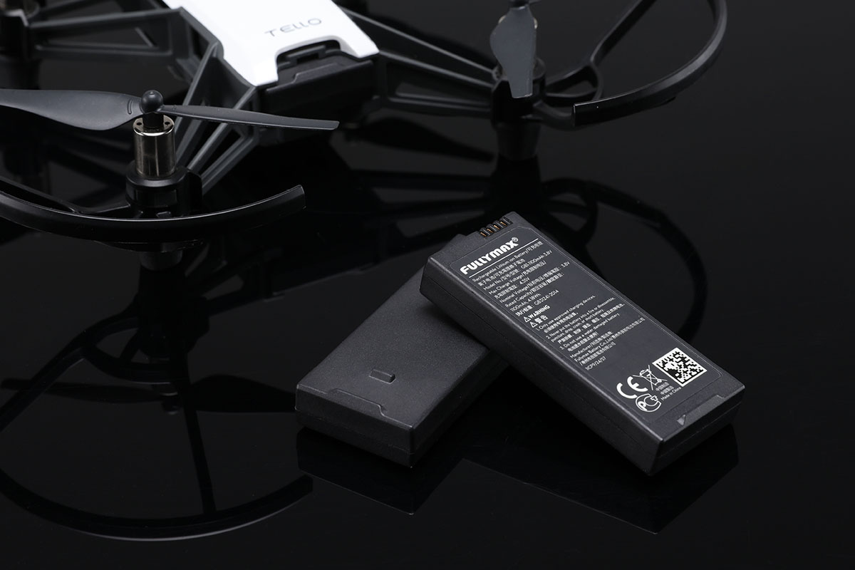 DJI Tello battery – compact rechargeable LiPo battery pack designed for the DJI Tello drone, offering safe and reliable power for extended flight time.