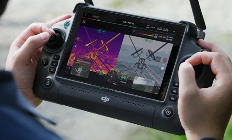 DJI Zenmuse H30T multi-sensor gimbal payload with thermal, zoom, wide, and laser rangefinder modules, designed for Matrice 350 RTK and industrial aerial missions.