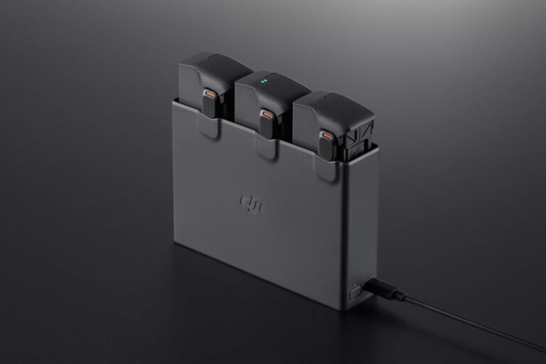 DJI Avata 2 Two-Way Charging Hub for drone batteries.