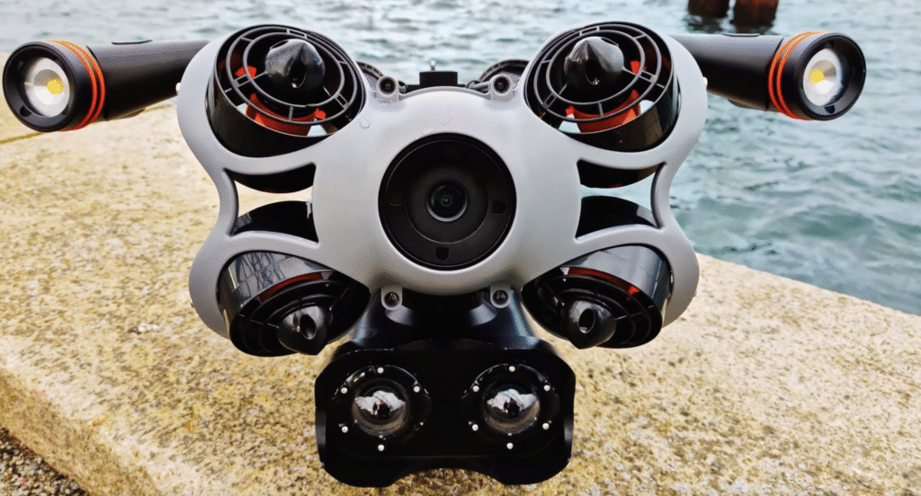 450FS side scanning sonar mounted on ROV for underwater imaging and seabed mapping