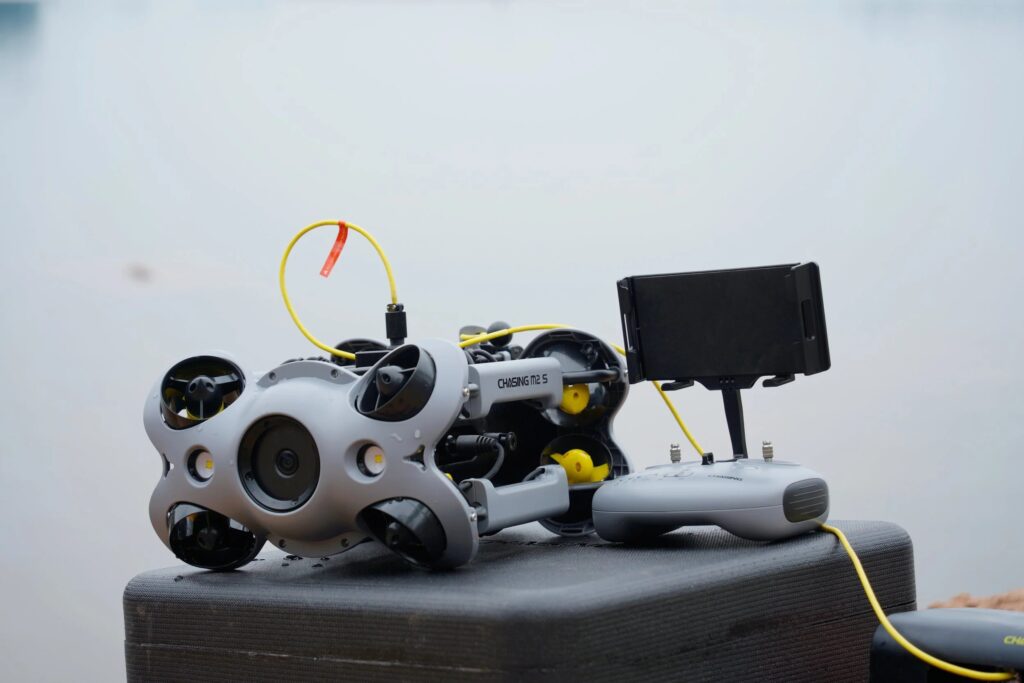 Chasing M2S- Standard underwater drone ROV with 200m cable and remote control