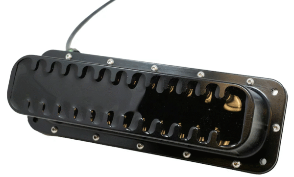 450FS side scanning sonar system with dual transducers mounted for underwater imaging