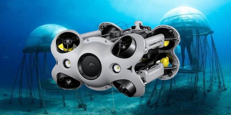 Chasing Underwater drone